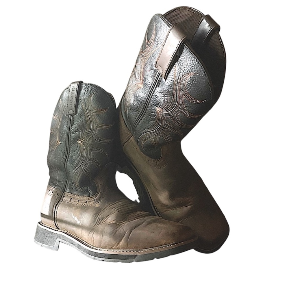 JUSTIN Boots Mens 8D Brown Leather Work Square Toe # AC1012 Farm Cowboy Rugged